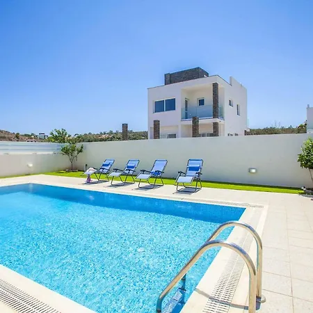 Anemoni Villa *